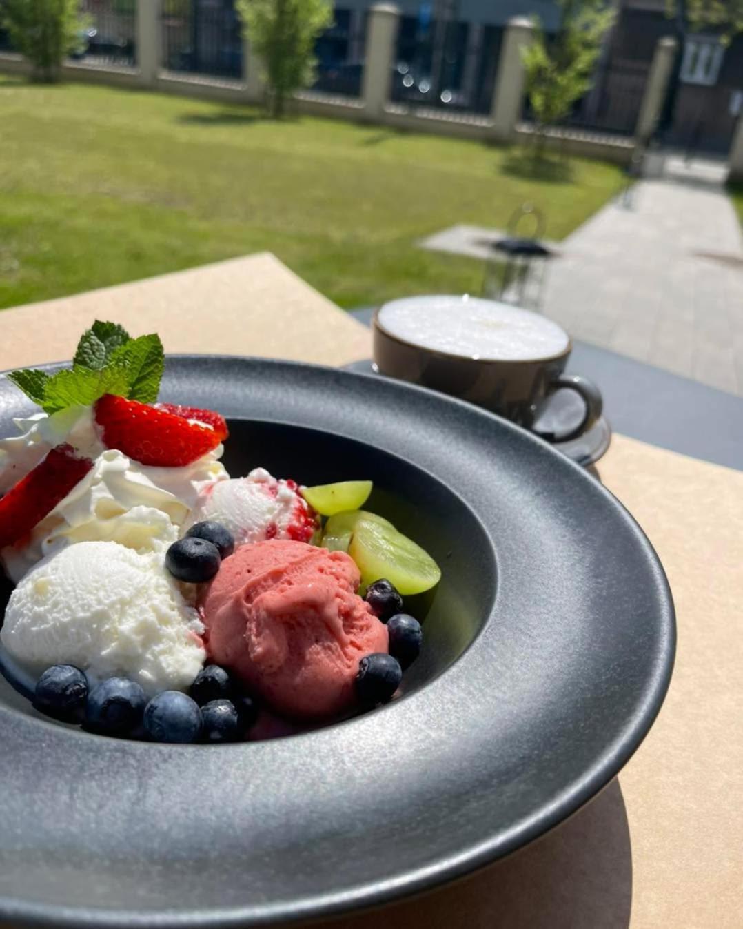 Discover - 3 Rakowicka St - Classic Near Main Station - Netflix *